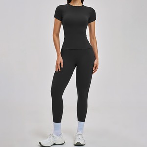 YIYI Conjunto Deportivo de 2 Piezas con Cuello Redondo para Mujer, Cintura Alta, Levanta Glúteos, Conjunto de Yoga para Mujer, Conjunto de Entrenamiento con Costuras 3D Estructuradas - Product Image 2