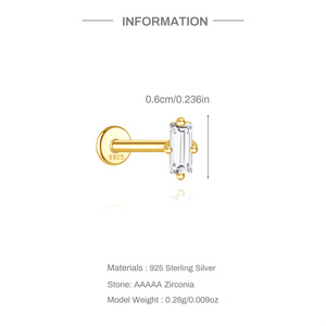 Pendiente de Plata 925 Chapado en Oro de 18K con Zirconia Geométrica de Media Luna y Parte Trasera Plana para Piercing de Hélice y Cartílago, Joyería Minimalista 1.2*6mm - Product Image 6