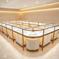 Vitrine à bijoux en verre éclairée par LED, étanche, circulaire, en métal, de qualité supérieure, pour comptoir de bijouterie, salle d'exposition de bijoux de luxe