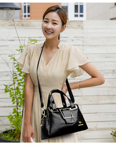 Nouveaux Sacs Bandoulière de Créateur Tendance en Cuir PU de Haute Qualité, Sacs Messager Décontractés, Cabas de Luxe pour Femmes, Sacs à Main et Pochettes - Product Image 5