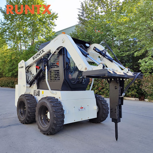 Chargeuse compacte sur pneus RUNTX 850 kg 45 kW, diesel, hydraulique, avec balai angulaire - Product Image 6