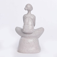 Décor à la maison Yoga fille Statues salon Table ornements résine artisanat Figurines abstraites pour bureau accessoires de bureau