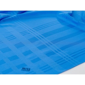 Pañuelo Cuadrado de Chifón de Poliéster Premium Miss Color, 120x120 cm, Liso Teñido con Borde, Suave al Tacto, Ligero y Transpirable - Product Image 4