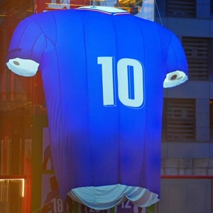 Model Jersey Sepak Bola Tiup untuk Acara Kampus, Promosi dan Dekorasi Mal Bertema Sepak Bola dengan Lampu - Product Image 1