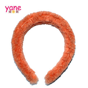 女性の冬のスタイルフェイクファーリーヘッドバンド新しい到着ファッショナブルなLambswoolヘアアクセサリー - Product Image 2