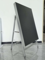 Écran d'affichage numérique GOB pliable pour affiches LED en forme de A