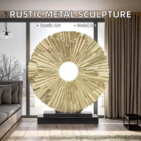 Sculpture décorative de table moderne en métal noir robuste, faite à la main, avec base fantaisie, revêtement en poudre, pour anniversaire