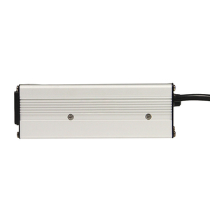 240W 24V/36V/48V/60V/<span class=keywords><strong>72V</strong></span> MCU LiFePO4/リチウムイオンバッテリー充電器 (電動自転車・バイク用) - Product Image 3