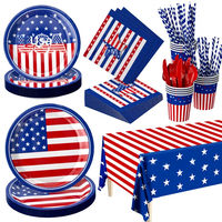 Ensemble de vaisselle jetable pour fête d'anniversaire avec drapeau américain du 4 juillet, comprenant 129 pièces : assiettes en papier, nappe et décorations pour l'emplacement de la fête