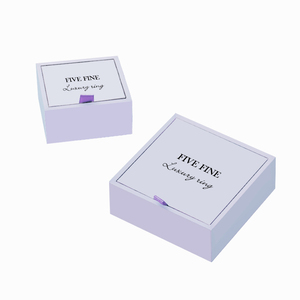 Empaque Rígido Tipo Libro de Cartón Blanco con Logotipo Personalizado Hecho a Mano, Laminación Mate para Caja de Anillos, Pulseras y Aretes - Product Image 4