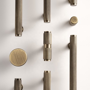 Tiradores de armario Santaya de latón macizo antiguo con patrón de cruz diamantada y bronce, tiradores en T de 320 mm de longitud - Product Image 4
