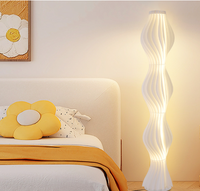 Lampadaire Nordique Moderne de Luxe Léger, Style Vertical, Lampe d'Art d'Angle pour Canapé, Lampe de Sol à Jupe en Herbe, Lumière Réglable