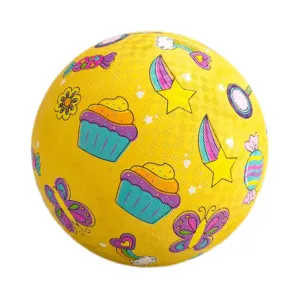 كرة مخصصة عالية الجودة 8.5 بوصة ملونة خارجية داخلية مطاطية لعبة ملعب للأطفال للأطفال