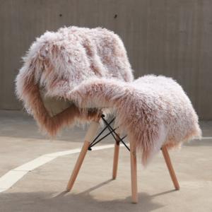 I cappotti con colletto e sciarpa utilizzano rifiniture in vera pelliccia di agnello con capelli lunghi e ricci naturali - Product Image 6