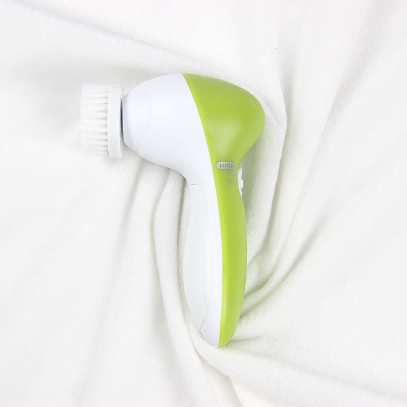 สีเขียว