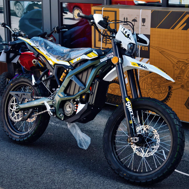 Surron Ultra Bee 3C Electric Off-Road Motorcycles Vehicle 74V55Ah Lithium Battery 12.5 kW High-Power Cheap Electric Dirt Bike