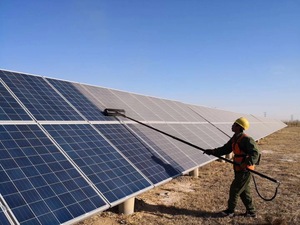 <span class=keywords><strong>Robot</strong></span> Limpiador De Paneles Fotovoltaicos nettoyeur haute pression <span class=keywords><strong>brosse</strong></span> <span class=keywords><strong>rotative</strong></span> automatisation du nettoyage des panneaux solaires pour toit Pv - Product Image 6