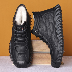 Bottes de neige en cuir décontractées pour hommes, doublées de polaire, chaudes, noires, à lacets, pour la randonnée en plein air, antidérapantes, chaussures de papa 2027 - Product Image 1
