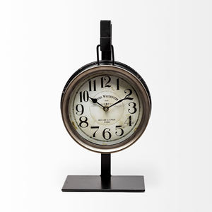 Reloj de Mesa Tallado en Metal Chapado en Oro con Forma Cuadrada y Diseño de Pájaro en Pilar, Perfecto para Decoración del Hogar y Vajilla con Estilo - Product Image 6