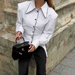 2026 Herbst Neu Großhandel Damen Weiß-Schwarz Nadelstreifen-Hemd Spitzkragen Langarm Taillierte Büro-Damen-Bluse Schickes Oberteil - Product Image 3