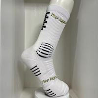 Chaussettes d'athlètes personnalisées pour le football Basketball Baseball Running Chaussettes de sport professionnel