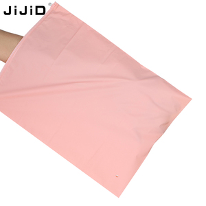 Sacs d'emballage <span class=keywords><strong>en</strong></span> <span class=keywords><strong>plastique</strong></span> transparent <span class=keywords><strong>avec</strong></span> fermeture éclair givrée personnalisés JIJID 25*35/35*40cm, sacs refermables pour vêtements - Product Image 3