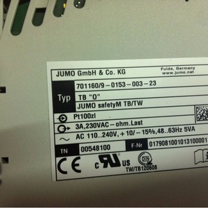 Sensor de Distancia Láser SICK DL1000-S11112 con Cable Conector Industrial - Product Image 3