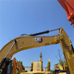 Excavatrice sur chenilles 320GC d'occasion à vendre - Moteur et pompe à faible consommation de carburant inclus, modèle 2023 - Product Image 6