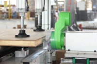 Machine à tenonner industrielle automatique CNC à alimentation continue pour queue d'aronde, avec moteur à roulement, haute précision, pour mortaiser les charnières de portes en bois