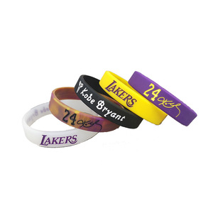 Hot Selling Custom Logo Silicone Bracelet Free Sample Game Player Wristbands Rubber Wristband Promotional Party Supplies