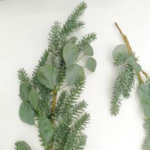Guirlande de feuilles d'eucalyptus et de cèdre artificielles en rotin, nouvelle décoration suspendue - Product Image 3
