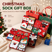 Boîte cadeau de chaussettes de Noël, lot de 4, avec pompons en peluche 3D, chaussettes de fête confortables en laine, adorable surprise de Noël