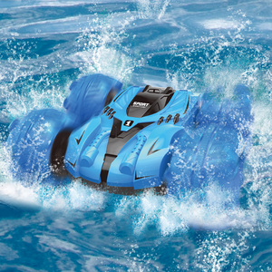 Voiture télécommandée 2,4 G 4 canaux, véhicule de dérive 4 roues motrices, voiture de cascade à double rotation, voiture électrique tout-terrain amphibie pour garçons - Product Image 4