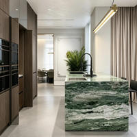 Grande dalle de marbre vert Paia, finition polie, durable, écologique, imperméable, design moderne, escalier, hall, villa, intérieur
