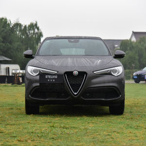 Voitures <span class=keywords><strong>SUV</strong></span> de haute qualité <span class=keywords><strong>Alfa</strong></span> <span class=keywords><strong>Romeo</strong></span> Stelvio 2.0L L4 280HP voitures à essence 5 places voitures neuves à grande vitesse - Product Image 2