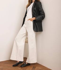 Jean droit blanc à fines rayures, taille mi-haute, coupe ample, en coton/polyester, résistant à la décoloration, lavable, style vintage, élégant et décontracté - Product Image 5