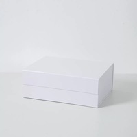 Boîtes cadeaux rigides magnétiques noires A5 peu profondes et vides pour l'emballage de détail en carton avec gaufrage, estampage et impression à effet évanouissement