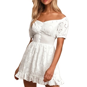 Encuentre el mejor fabricante de vestidos en ojalillo blanco y vestidos en  ojalillo blanco para el mercado de hablantes de spanish en alibaba.com