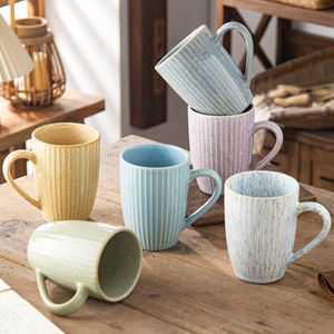 أكواب سيراميك مخططة كلاسيكية بسعة 500 مل (16.<span class=keywords><strong>5</strong></span> أونصة) مع شعار مخصص بالجملة - Product Image 1