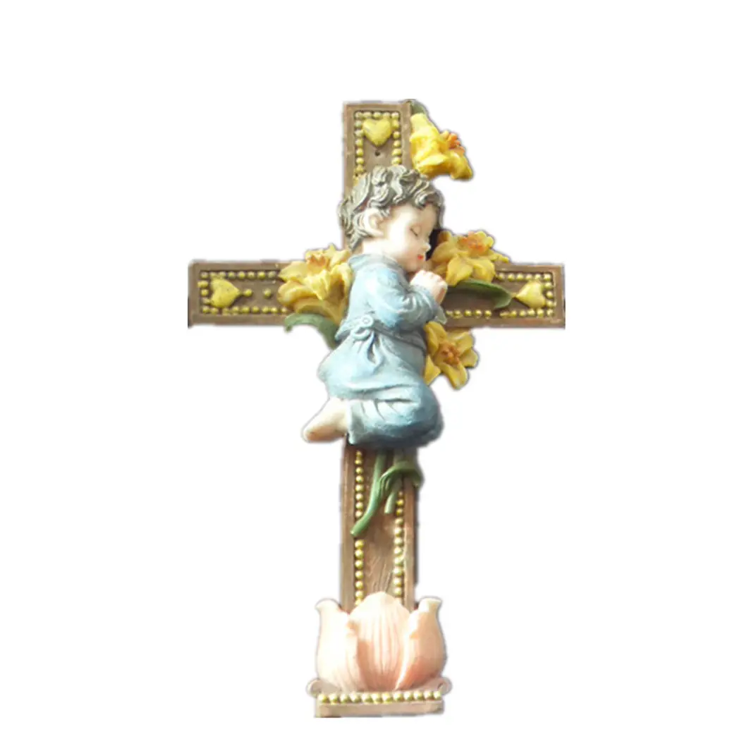 Mestiere della resina religiosa Gesù bambino crocifisso croce statua per il ricordo e la decorazione