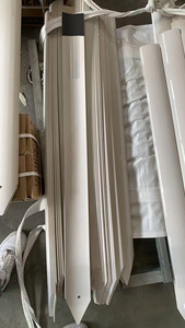 Poteau de guidage routier flexible en PVC réfléchissant blanc et jaune pour la signalisation routière - Product Image 3