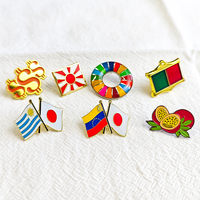 Pins en émail personnalisés, badges de revers en métal créatifs sur mesure avec personnage de dessin animé, émail souple ou dur de qualité supérieure