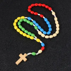 Komi Handgemaakte Houten Rozenkrans Kruis Hanger Ketting Jesus Weave Gekleurde Kralen Kind Meisje Katholieke Religieuze Mode-sieraden R-190