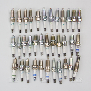 Bujías de Iridio para Motor de Automóvil para Toyota Hyundai 90919-01210 SK20R11 BKR6EGP 7092 18855-10060 22401-ED815 - Product Image 1
