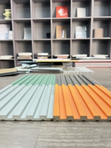 Panneau mural en charbon de bambou pour bureaux et espaces professionnels, <span class=keywords><strong>placage</strong></span> de bois de qualité ingénierie, résistant à l'usure, pour entrepôts et salles de bain - Product Image 3