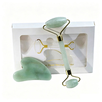 Coffret Cadeau Rouleau Facial Gua Sha en Quartz Rose Naturel et Kit de Massage pour Soins de la Peau en Jade Naturel pour Spa à Domicile et Salon, Logo Personnalisé OEM