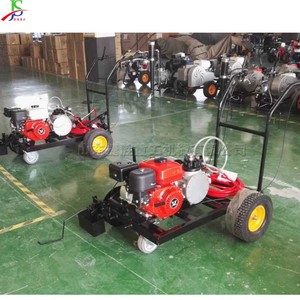 Cancha <span class=keywords><strong>de</strong></span> baloncesto empujada a <span class=keywords><strong>mano</strong></span>, campo <span class=keywords><strong>de</strong></span> fútbol, pista y campo deportes recubrimiento en el suelo pintura a base <span class=keywords><strong>de</strong></span> solvente <span class=keywords><strong>máquina</strong></span> <span class=keywords><strong>de</strong></span> marcado ISO - Product Image 4