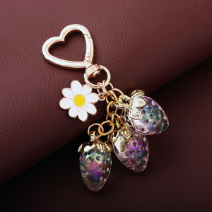 Wholesale Kawaii Vintage Style Crystal Keychain Strawberry &amp; Daisy Design Alloy <strong>Key</strong> <strong>Ring</strong> <strong>Accessories</strong> for Girls for Purse Gift - Product Image 4