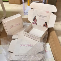 Individuell Bedruckte Flache Papierverpackungsbox Wellpappe Karton Gestanzte Faltbare Kraft-Versandbox