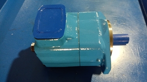 Bomba de paletas hidráulica industrial mini fija para excavadora Serie V 20VQ 25VQ 35VQ 45VQ 50VQ 45VQ75A-1A20L 45VQ60A-11C20R - Product Image 6